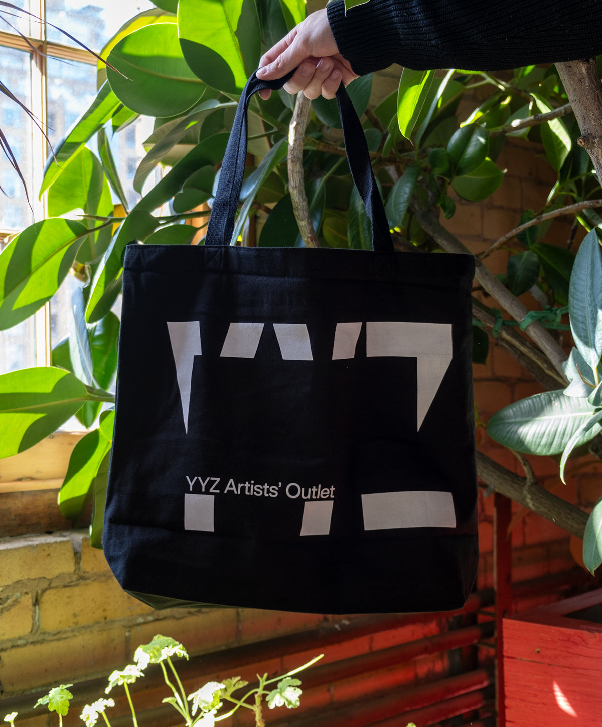 YYZ ??Z Tote